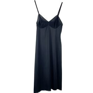 Vintage Vanity Fair Women's Black All Antron III Nylon Night Gown Size 34 L